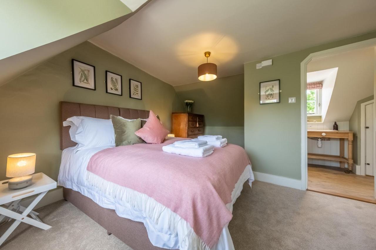 Heavenly 16Th Century Cottage In Pretty Rural Village - Swan'S Nest Boxford  Extérieur photo