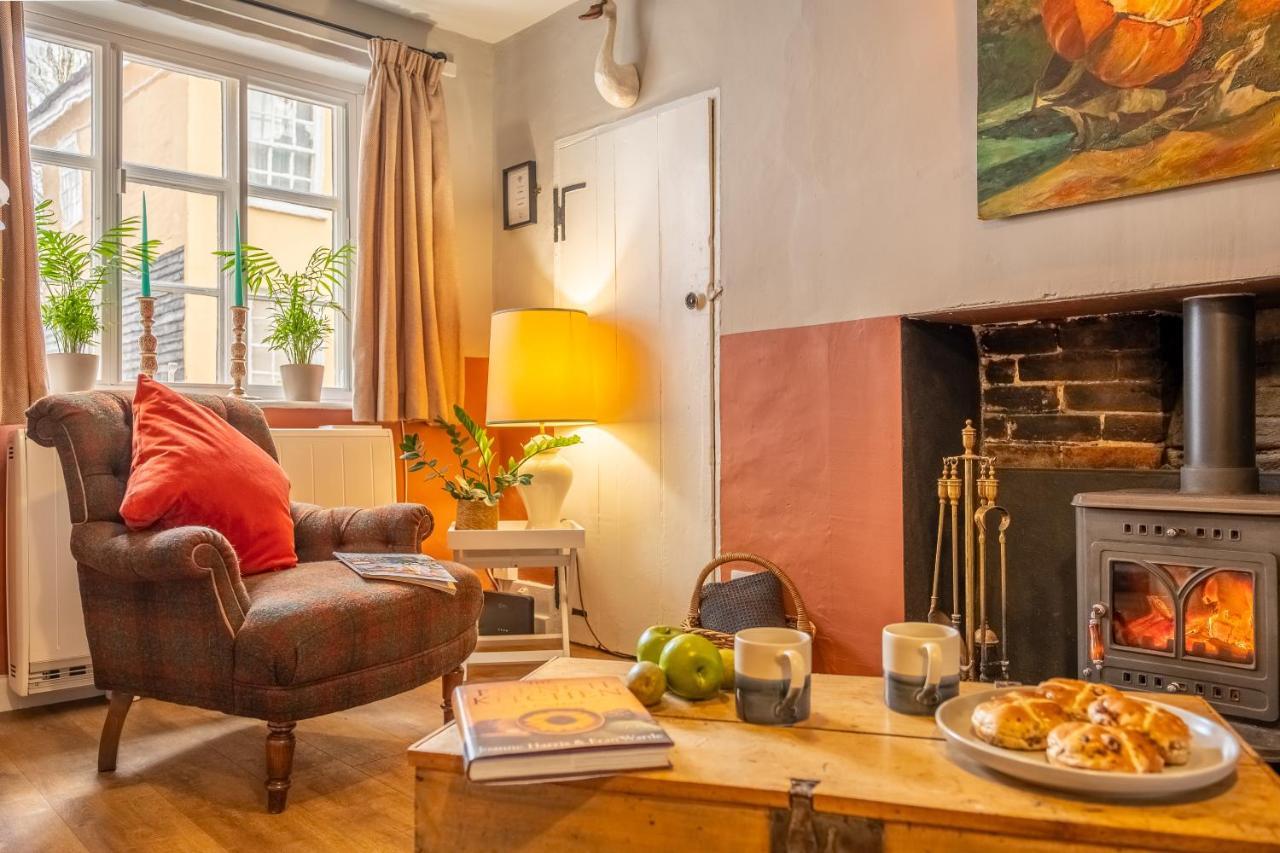 Heavenly 16Th Century Cottage In Pretty Rural Village - Swan'S Nest Boxford  Extérieur photo